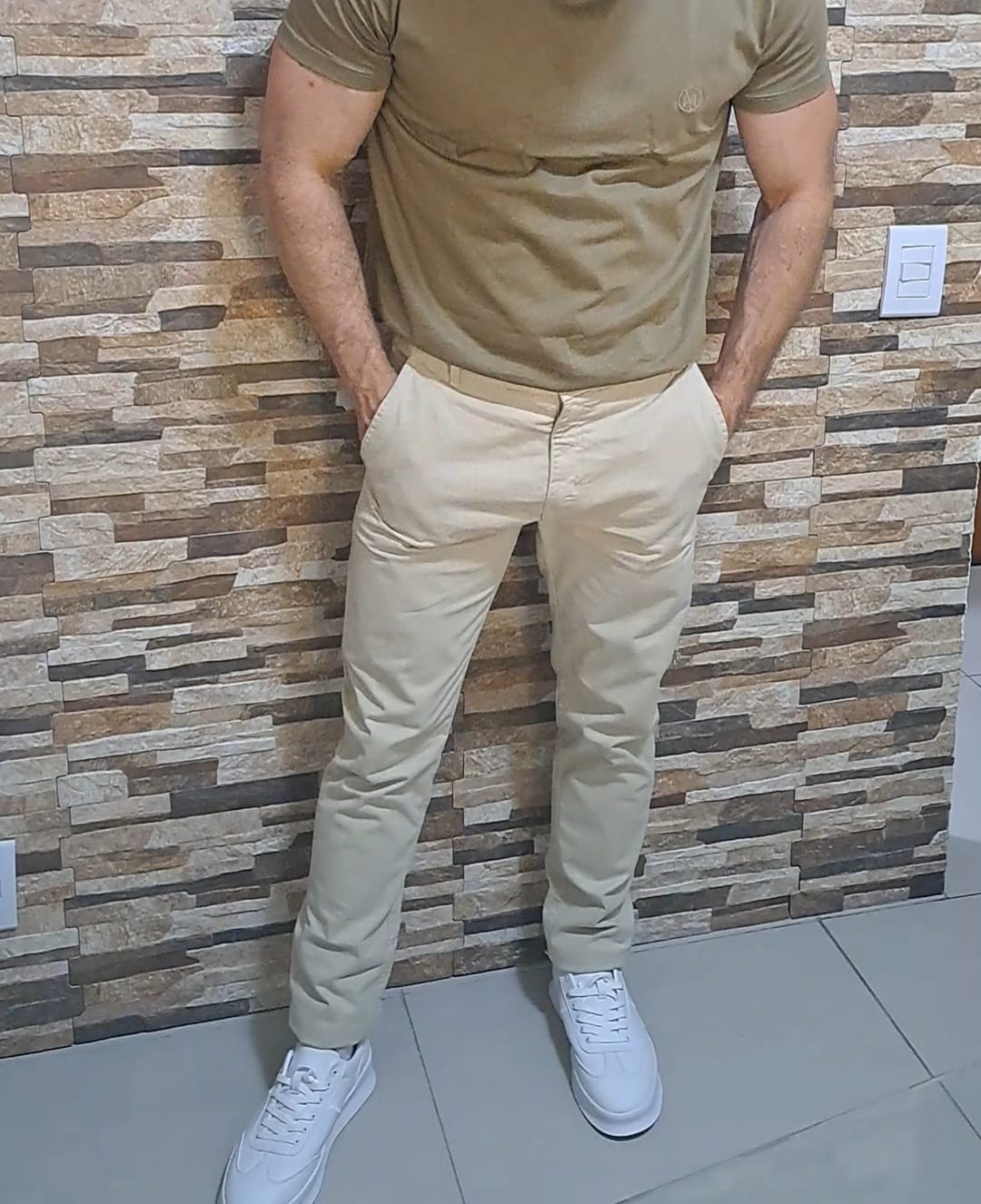 Calça alfaiataria slim sarja com elastano