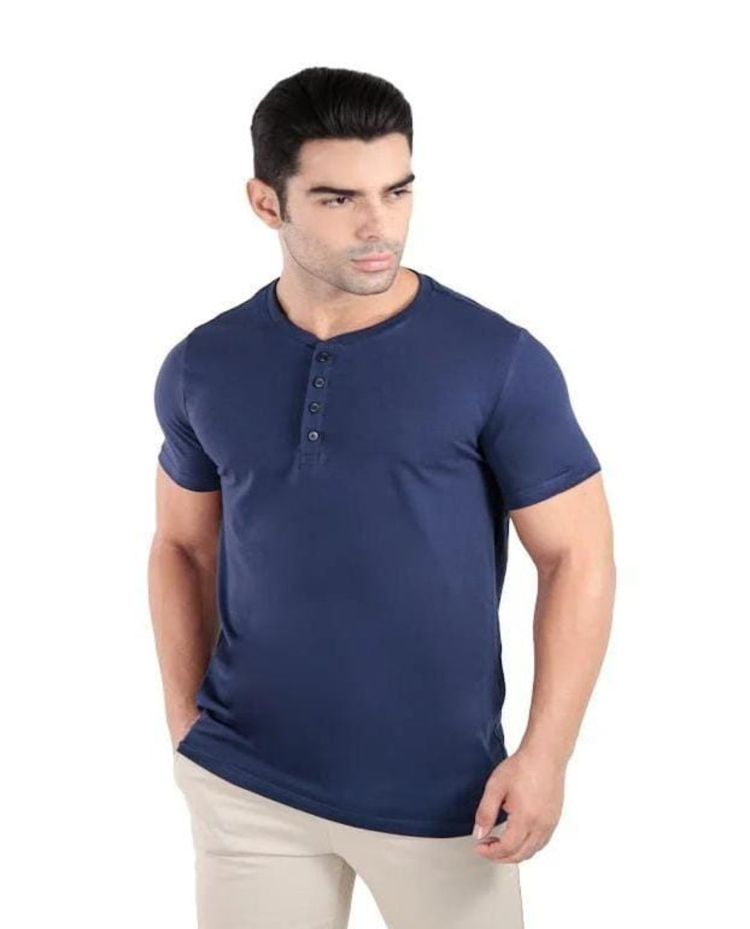 Camiseta henley egípcio gola padre